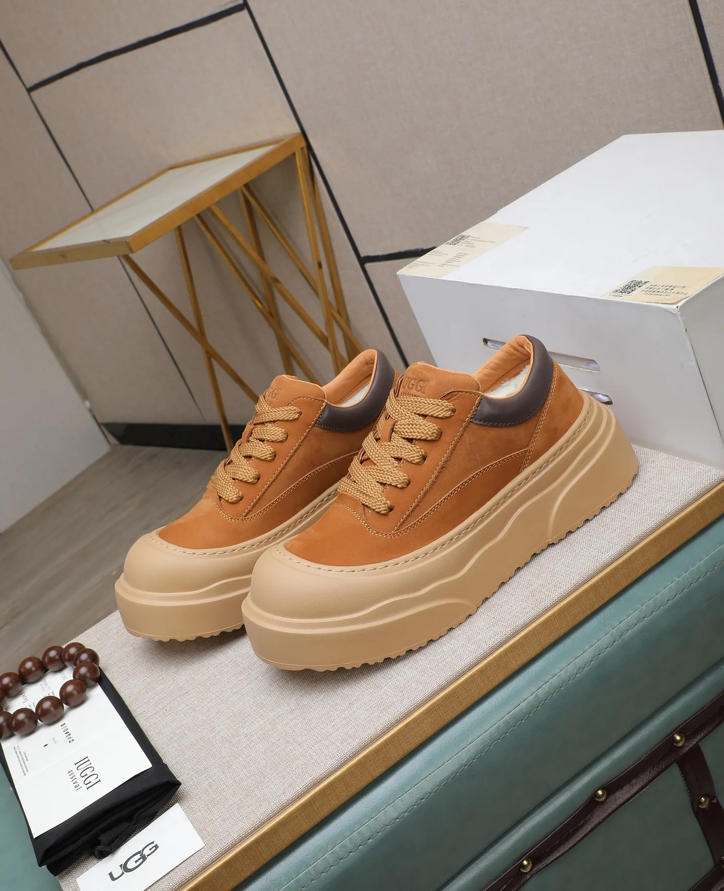 Men's shoes 💰660 IUGGI new retro presbyopia men's shoes, casual and versatile, full of high-end sense, fashionable, luxury and personalized style, joint style, retro presbyopia factor, full of handsome style, first layer suede cowhide, lining wool, rubber outsole, light and non-slip size: 39-44